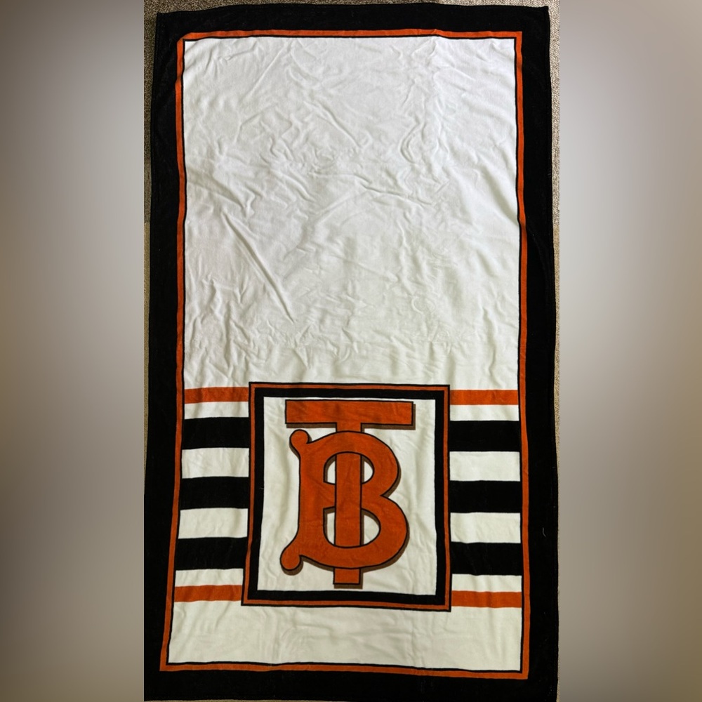 BURBERRY beach towel